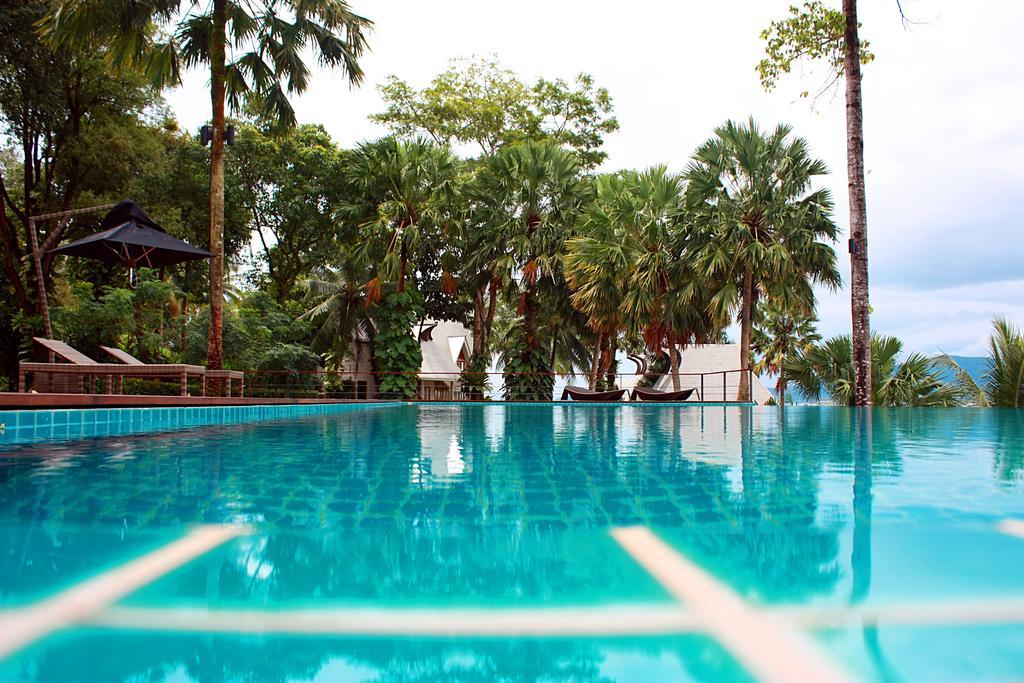 The Blue Sky Resort @ Ranong Exterior photo