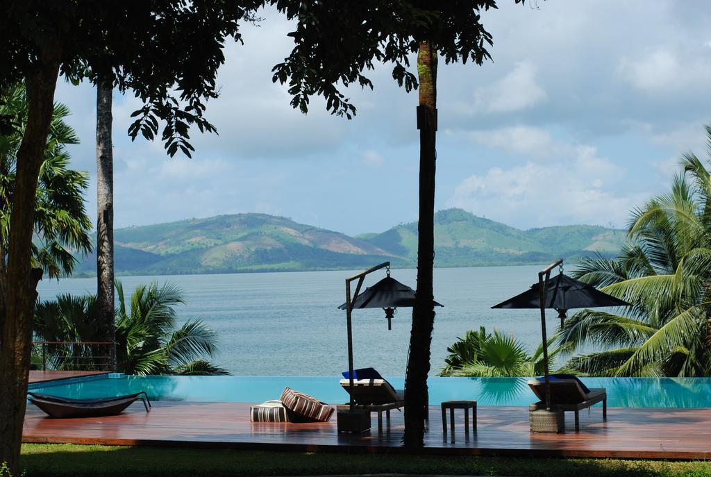 The Blue Sky Resort @ Ranong Exterior photo