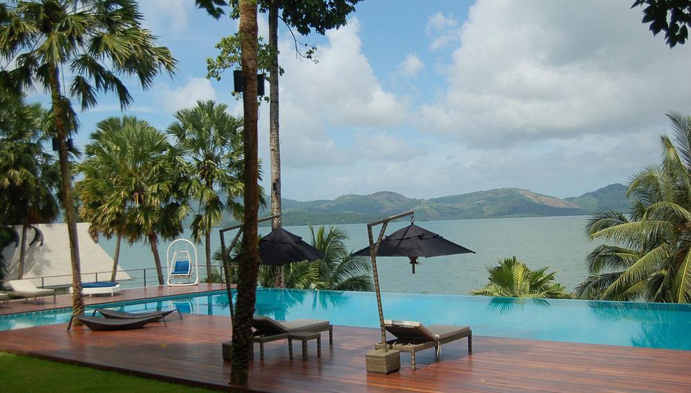 The Blue Sky Resort @ Ranong Exterior photo