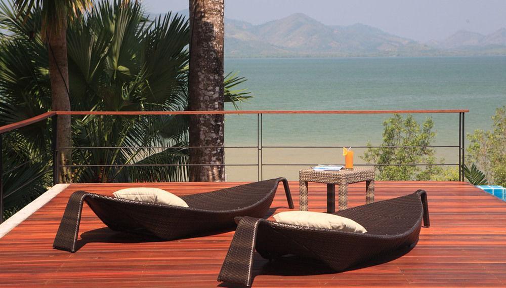 The Blue Sky Resort @ Ranong Exterior photo